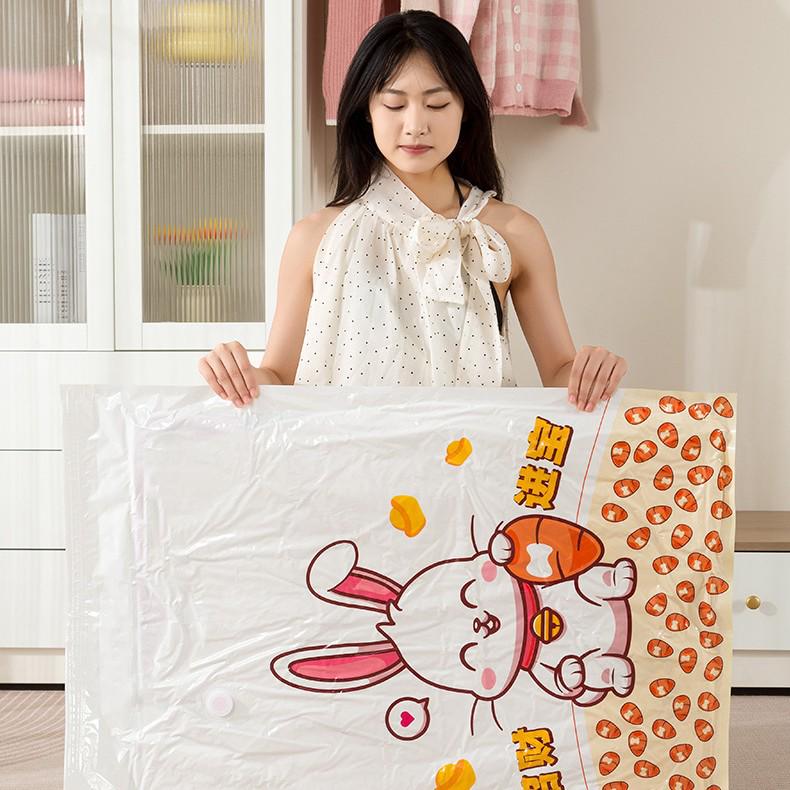 Vacuum Storage Bag for Clothes & Quilts - Moisture & Dust-proof, Space-saving Solution