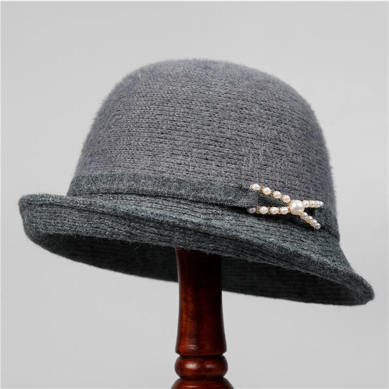 Pearl Warped Edge Fisherman's Hat for Women, Versatile In Autumn and Winter, Showing a Small Face and Cold-proof Middle-aged Basin Hat