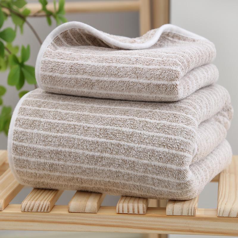 Tilpasset Broderi Fortykket Korallfleece Håndkle: Absorberende Bade-, Trenings- og Bassenghåndkle