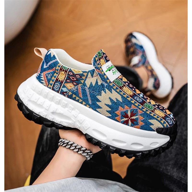 Breathable and comfortable men's sports shoes, fashionable thick-soled sports shoes