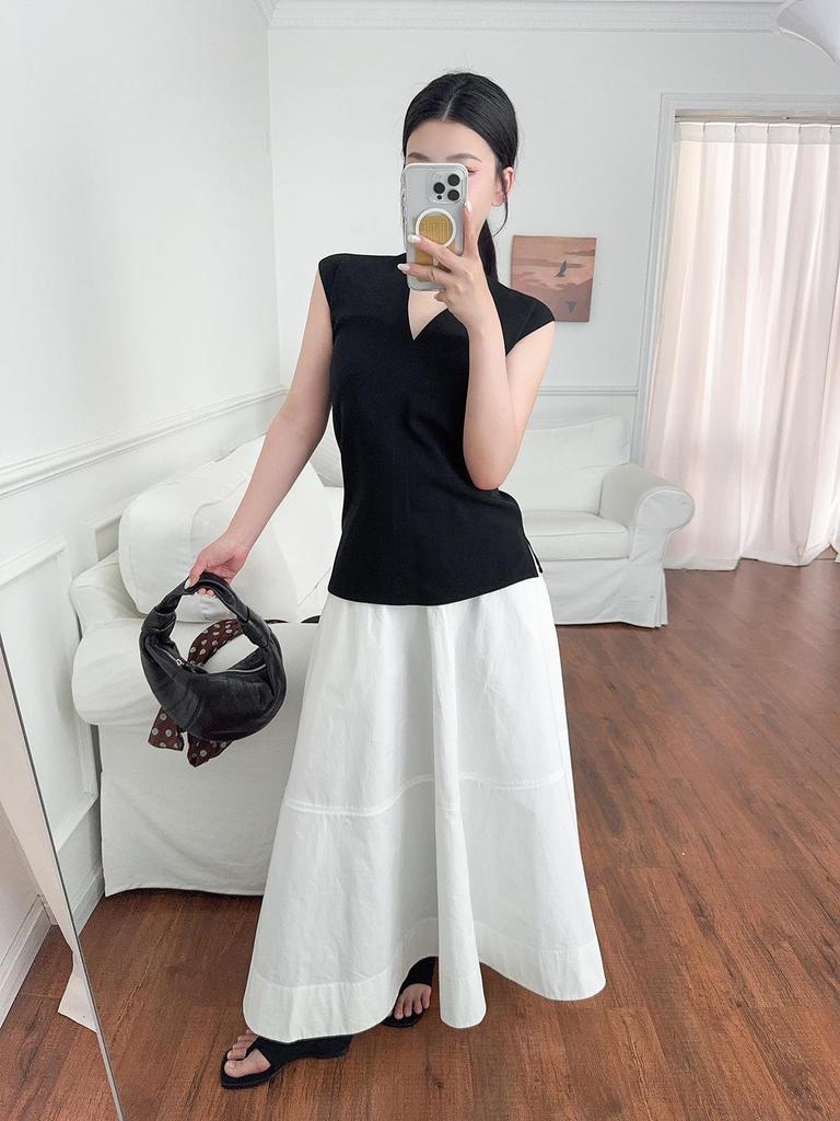 ED26 Sleeveless Black Top & White Skirt Set for Women - Summer Casual Style