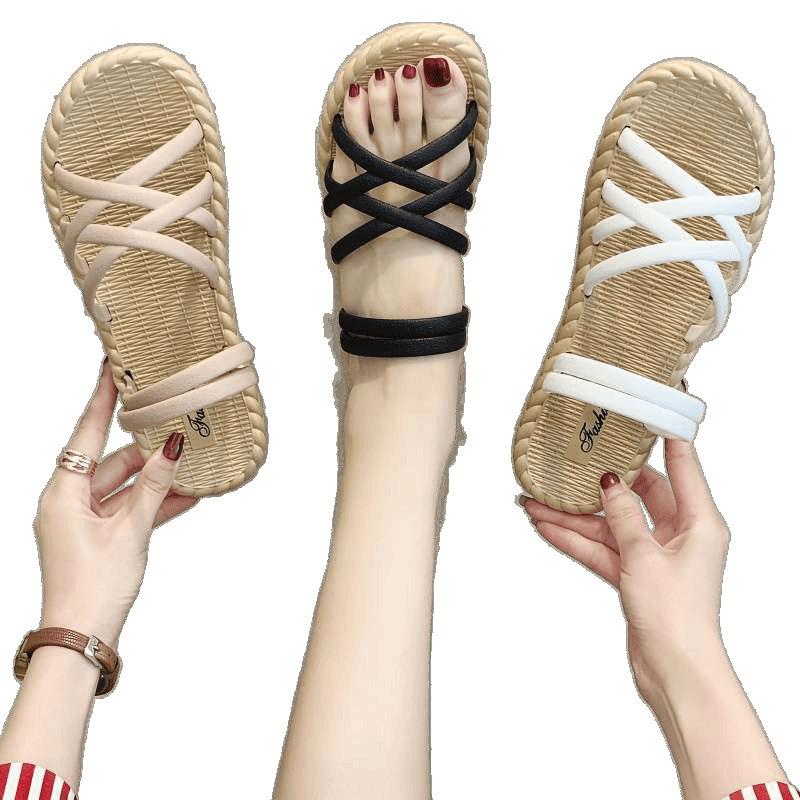 Cool slippers women's new summer fashion versatile flat-bottomed Korean version two wearing Roman sandals thick-soled beach women