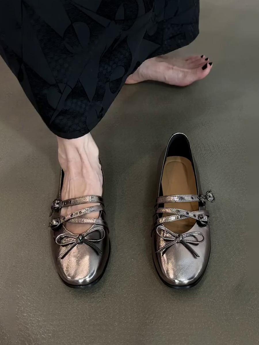 

Sheepskin version~ Temperament Korean version of ballet with soft bottom round head comfortable small leather shoes French women s shallow mouth si 40