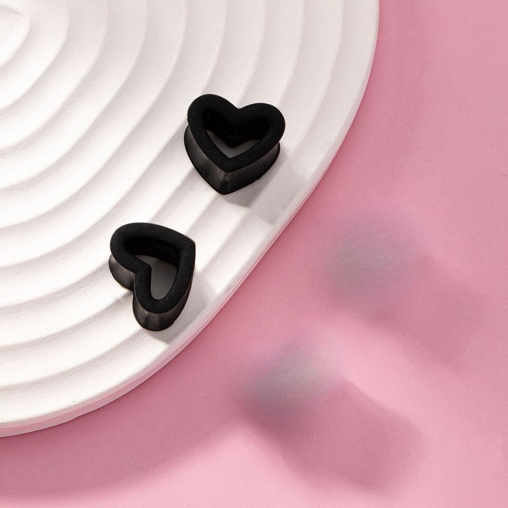 2pcs Heart Shaped Silicone Ear Plugs, Multi-Color, Material, Sexy Body Piercing Jewelry, Suitable for Women & Men, Great Gift for Birthday