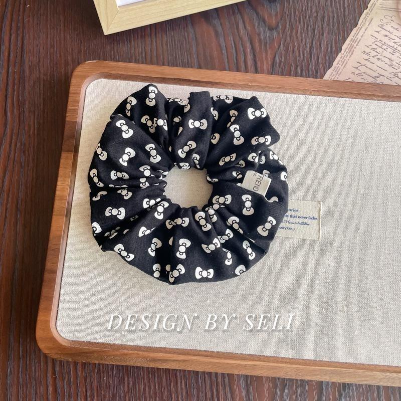 Scrunchie Multi Styles Floral Plaid Soft Fabric Minimalist Versatile Women Hair Tie Hair Accessories