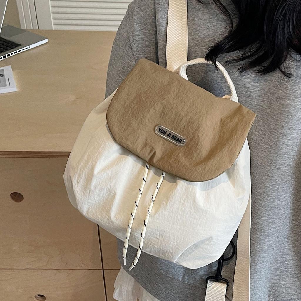 Contrasting color cloth backpack, women's 2025 summer new student commuting lazy style fashion versatile handbag