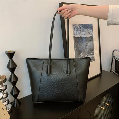 Korean Version of Fashionable Large-capacity Tote Bag Women's 2025 New Simple Casual Shoulder Bag Commuter Versatile Portable Women's Bag