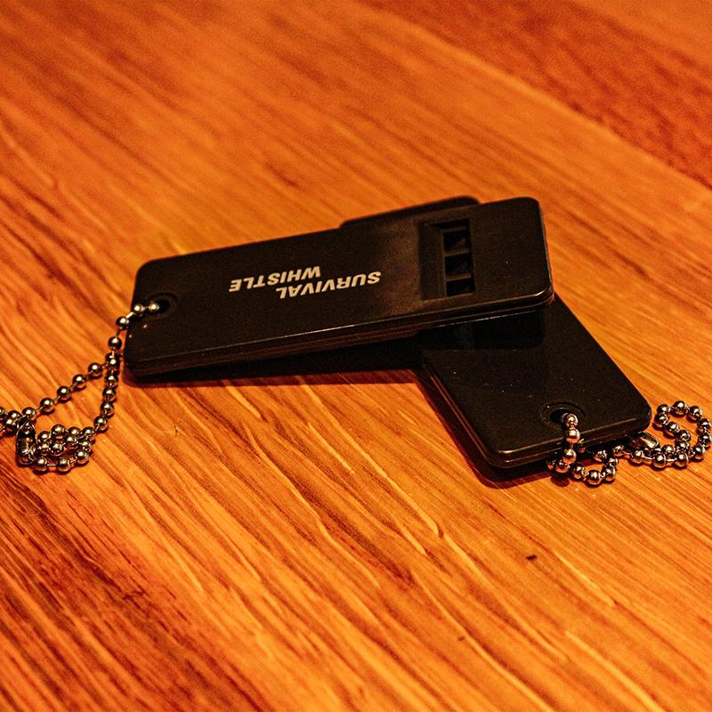 Outdoor Überlebenspfeife Lebensrettungspfeife Erste-Hilfe-Pfeife Hohe Tonhöhe Hohe Frequenz Erdbebenhilfe-Pfeife