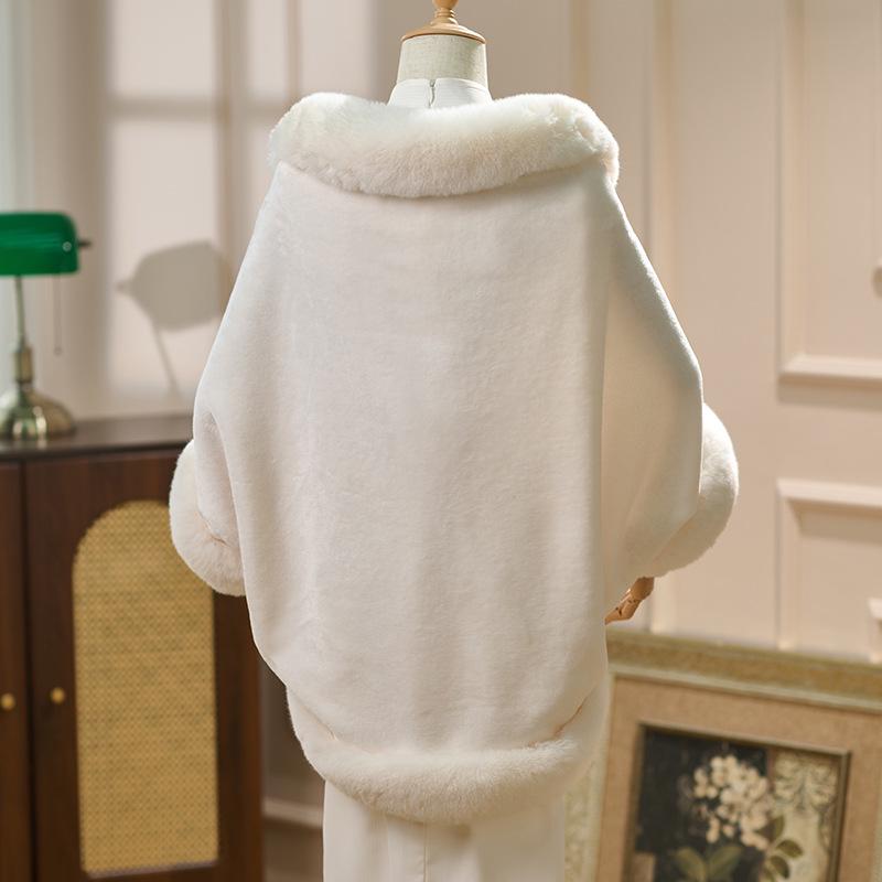 Qipao Hochzeitskleid mit Schal - 2025 Herbst/Winter Kollektion: Warmer dicker Ärmelstil