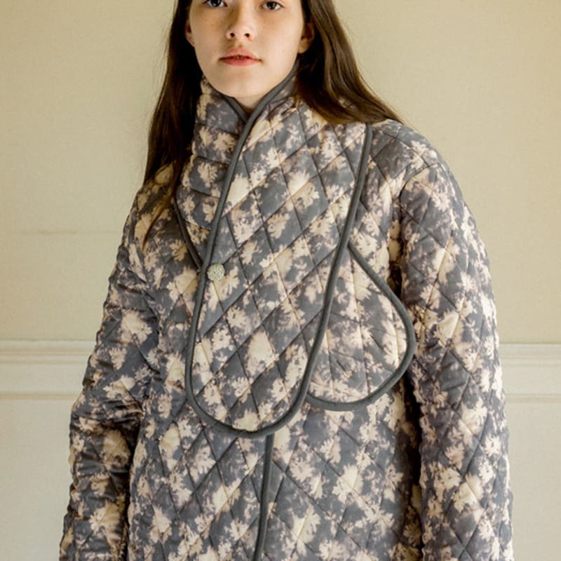 J VINEYARD Quilting Bias Green Muffler