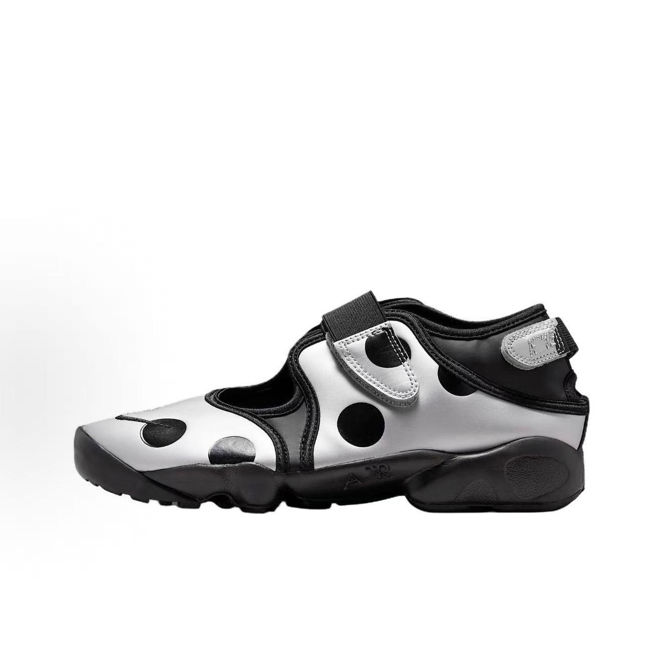 Punktoti Mary Jane Split Toe Ādas