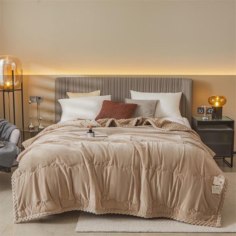 

Red Dragonfly Doudou Velvet Soothing Quilt