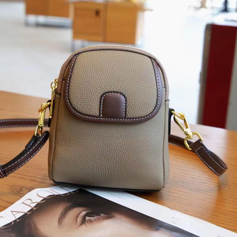 New fashionable shoulder small bag trendy women's mobile phone bag soft leather versatile Douyin explosive bag wholesale