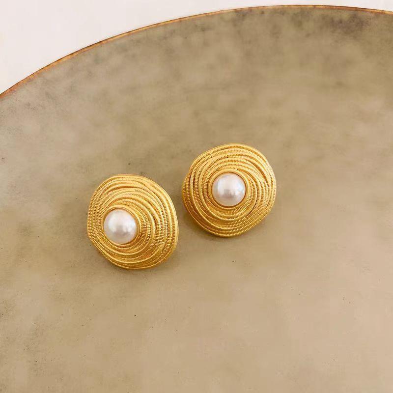 2024 French Baroque Pearl Stud Earrings: Elegant, High-End Niche Design for Women