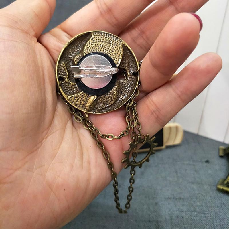 Retro Steampunk Gear Brooches Gear Tassel Chain Lapel Pins Men Shirt Suit Badge Jewelry Accessories