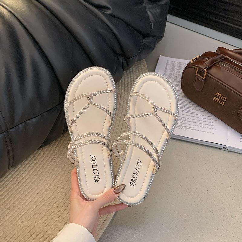Sandals Girl 2025 New Women's Cool Slippers Summer Wear French Fairy Style Flat-bottomed Rhinestone Sandals