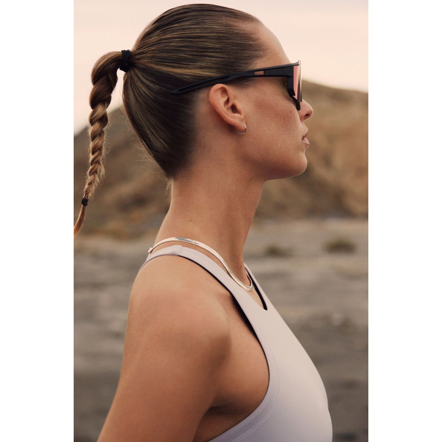 

TRAINING TOP