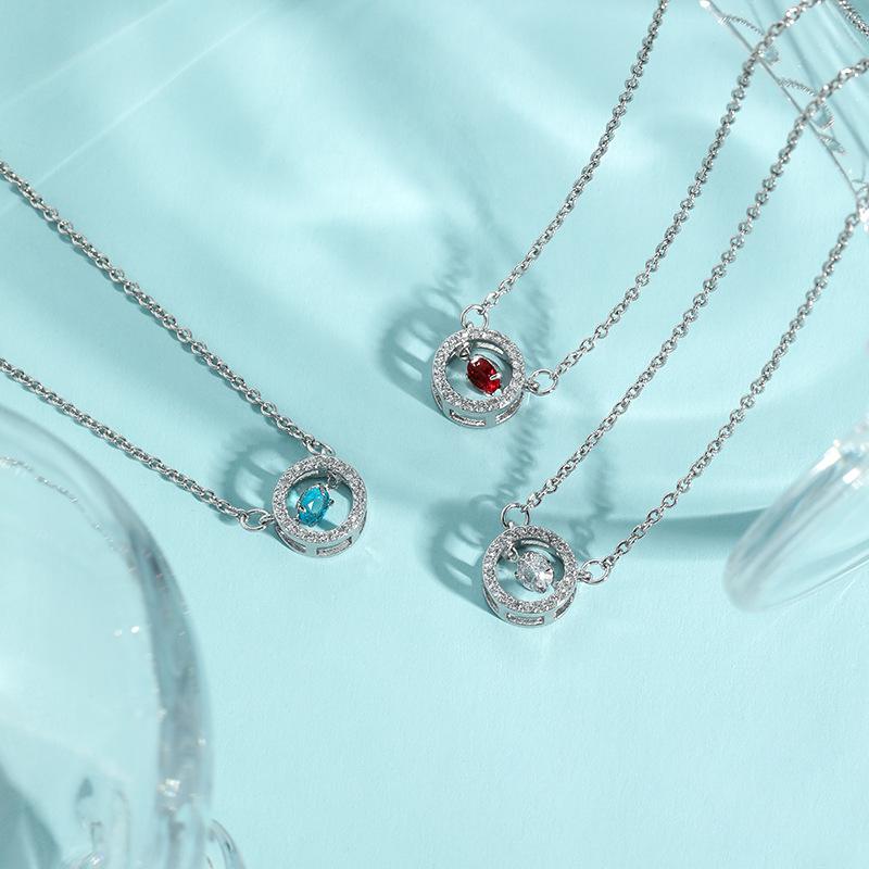 Shining smart round pendant chain, niche design high-end colored diamond round main stone beating heart necklace