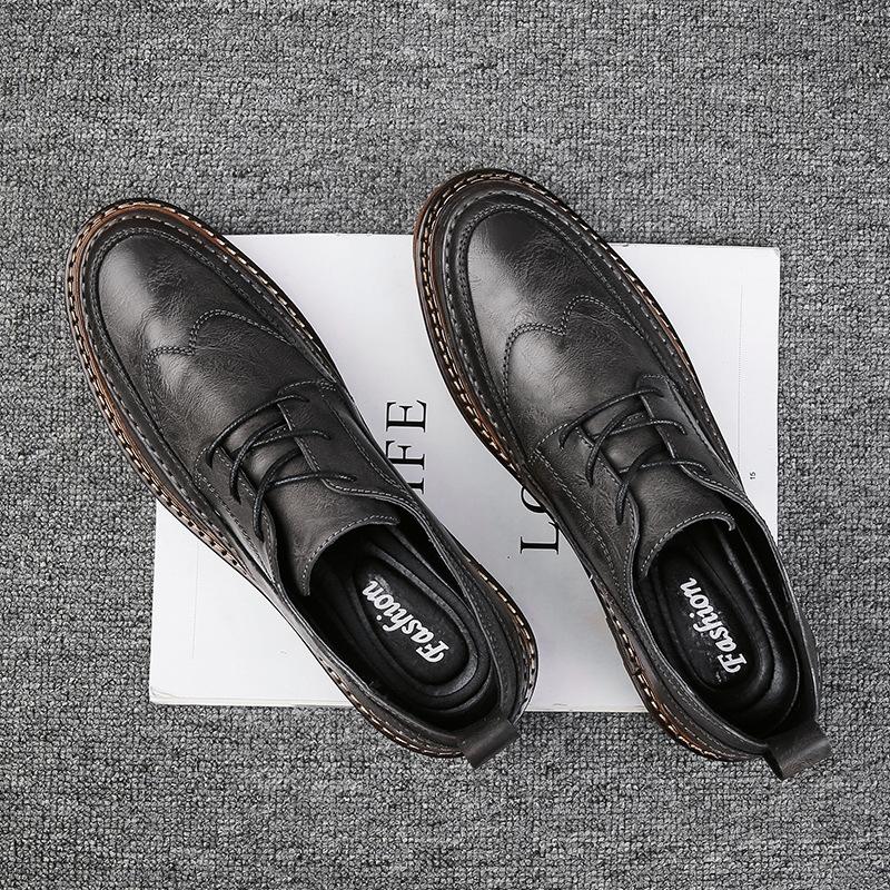Fashion Designer Formal Men Dress Shoes Male Leather Classic Brogue Shoes Flats Oxfords for Wedding Office Business Dress Shoes