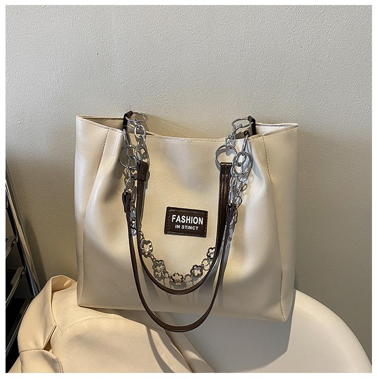 

Premium sense big bag women s spring and summer new Korean version large capacity pu soft leather shoulder bag chain commuter tote bag