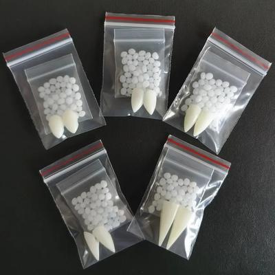 Anzug Harz Vampirzähne Reißzähne Halloween Requisiten DIY Zähne Plus Kleber Zähne Requisiten Cosplay Umweltfreundliche Vampirparty