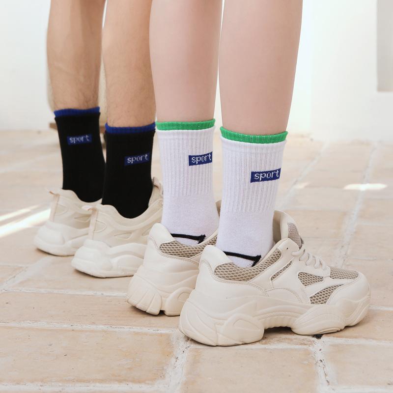5/10 Pairs Couple's Socks with Letters Cute Black and White Mid Calf Socks Trendy Cotton Sports Socks Comfortable