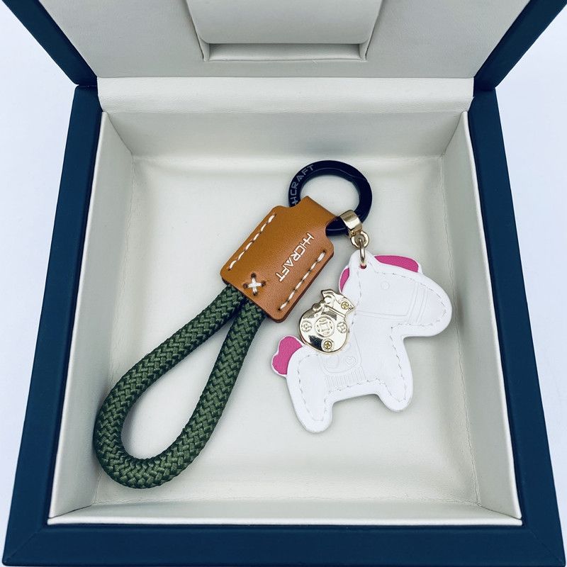 Handmade Leather Car Key Chain Pendant, Exquisite and Simple, Personalized Key Chain Rope for Men and Women