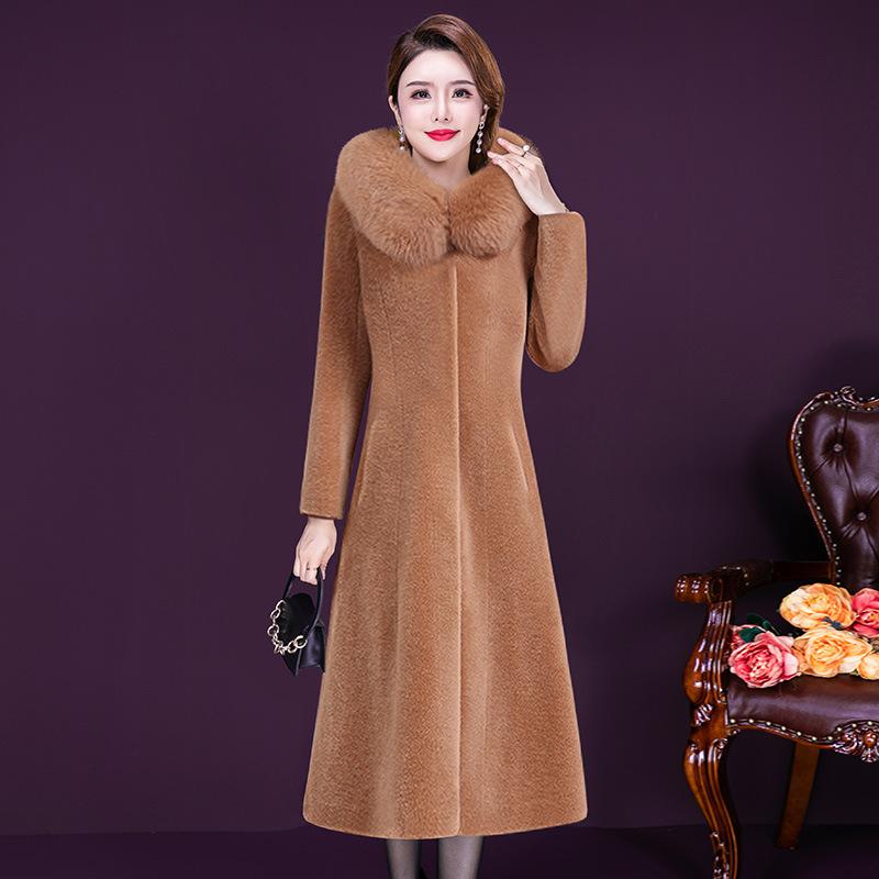 

Sheep Fleece Coat New Fashion Mom Slim Fit Mid Length Hooded Fur Coat