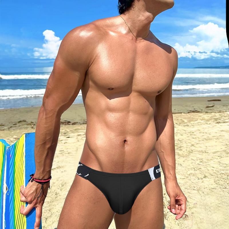 Snake Print Belt Men's Fashion Underwear Sexy Hip Raise Briefs For Men Comfortable Breathable Zodiac Year Red Male Underpants