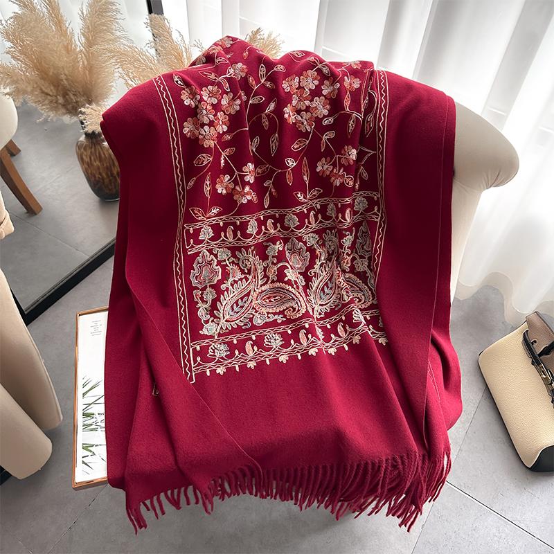 Design de luxe Hiver Broderie Cachemire Foulards Haute Qualité Femme Épaissir Enveloppement Châle Dame Chaud Laine Pashmina Foulard black