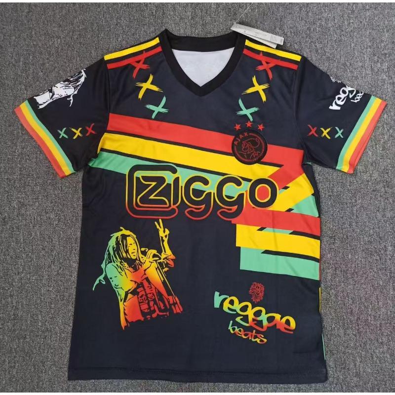 Maillots de Football Édition Spéciale en Gros Paris Ajax Real Madrid Inter Mibasa Argentine Brésil Maillots à Manches Courtes