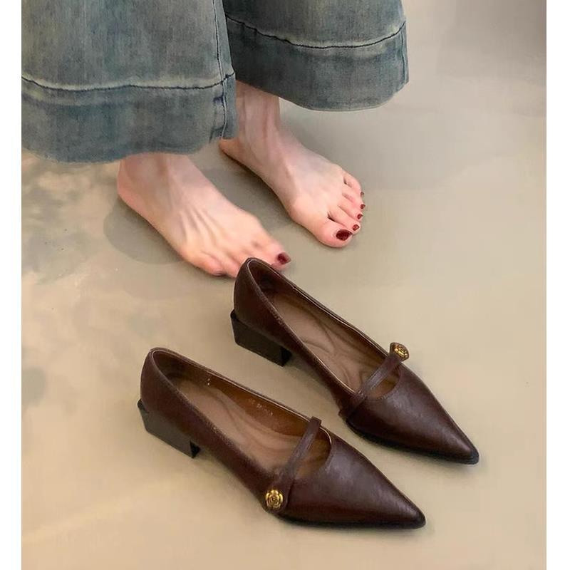 Retro shallow mouth high heels women's camellia one-button thick heel single shoes pointed temperament Mary Jane shoes