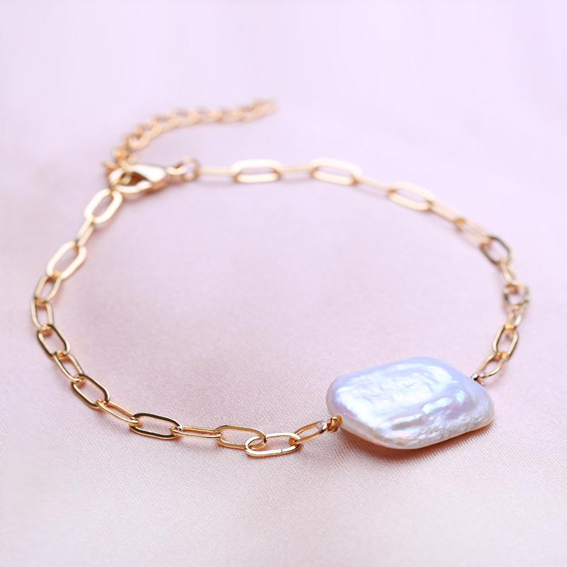 KNIKOO Nuovo braccialetto alla moda con chiusura di sicurezza in perle per ragazze e donne, braccialetti dal temperamento leggero