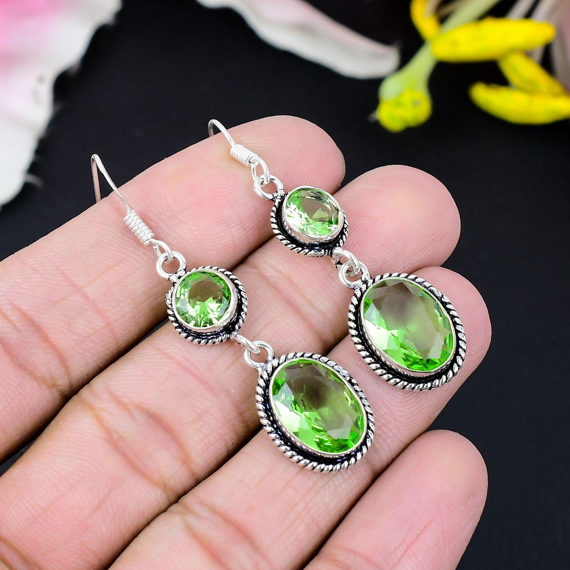 

Tsavorite Gemstone Handmade 925 Sterling Silver Jewelry Earring 2.56 KG-430