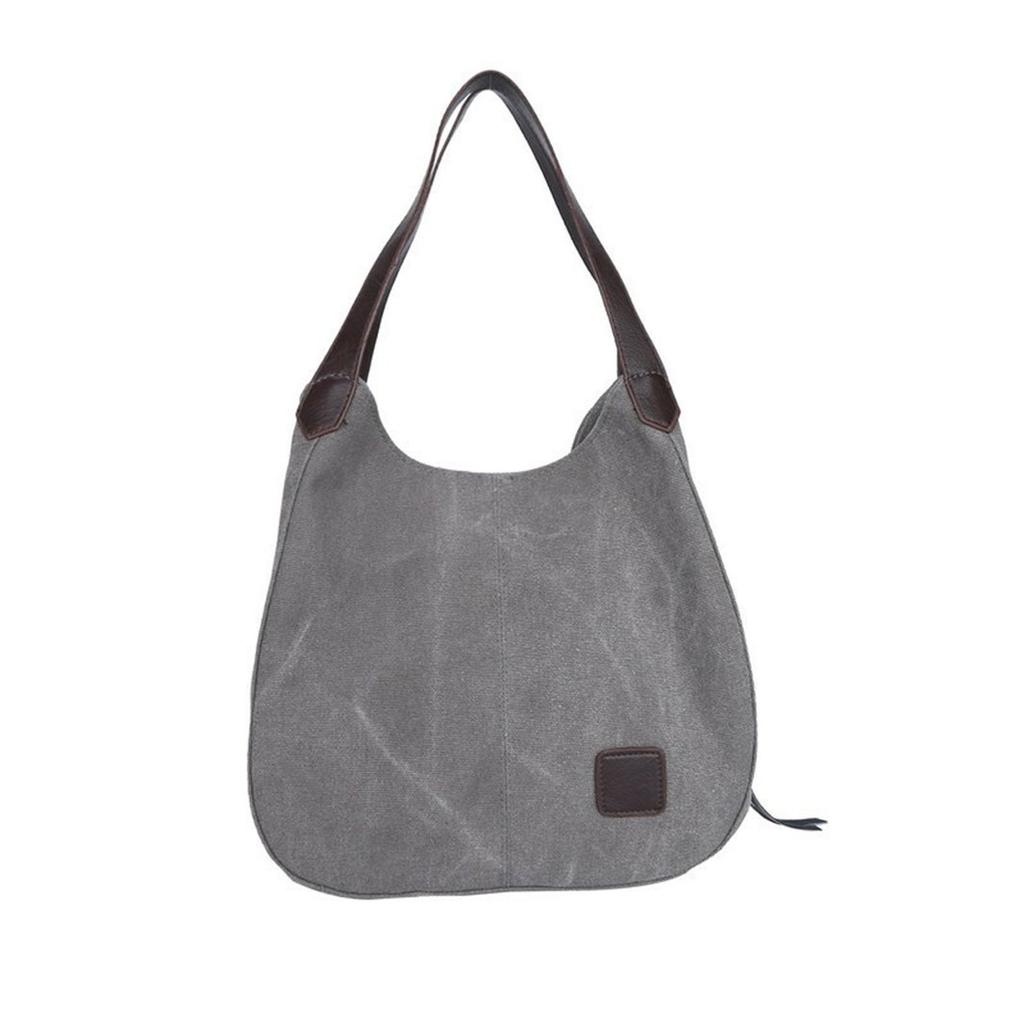 black medium size handbolsa