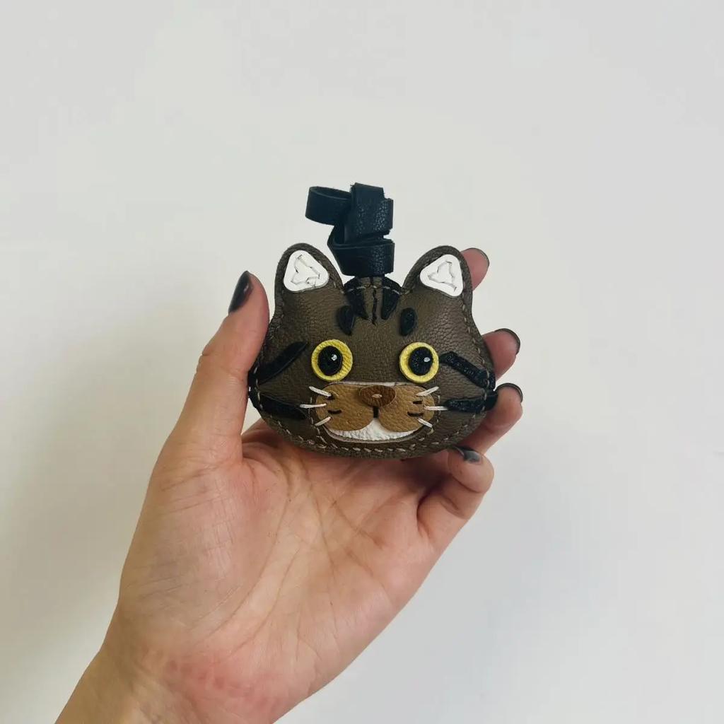 Cat Theme Brand Latest Cowhide Bag Hanging Accessories Sheepskin High Quality Key Chain Backpack Charms Diy Bag Decor Great Gift