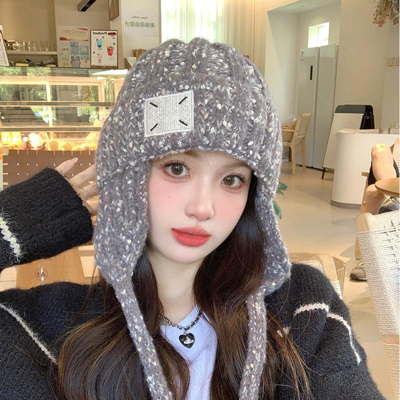 Women's Woolen Hat New Mixed Color Tassel Braid Pullover Hat Autumn and Winter Warm Ear Protection Plush Knitted Lei Feng Hat