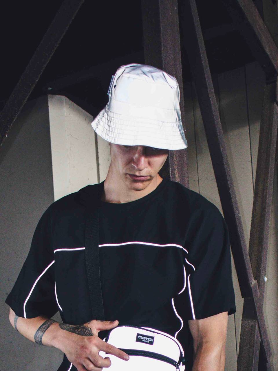 

Панама двостороння унісекс рефлектив та чорний колір Custom Wear 58 cm срібний/чорний