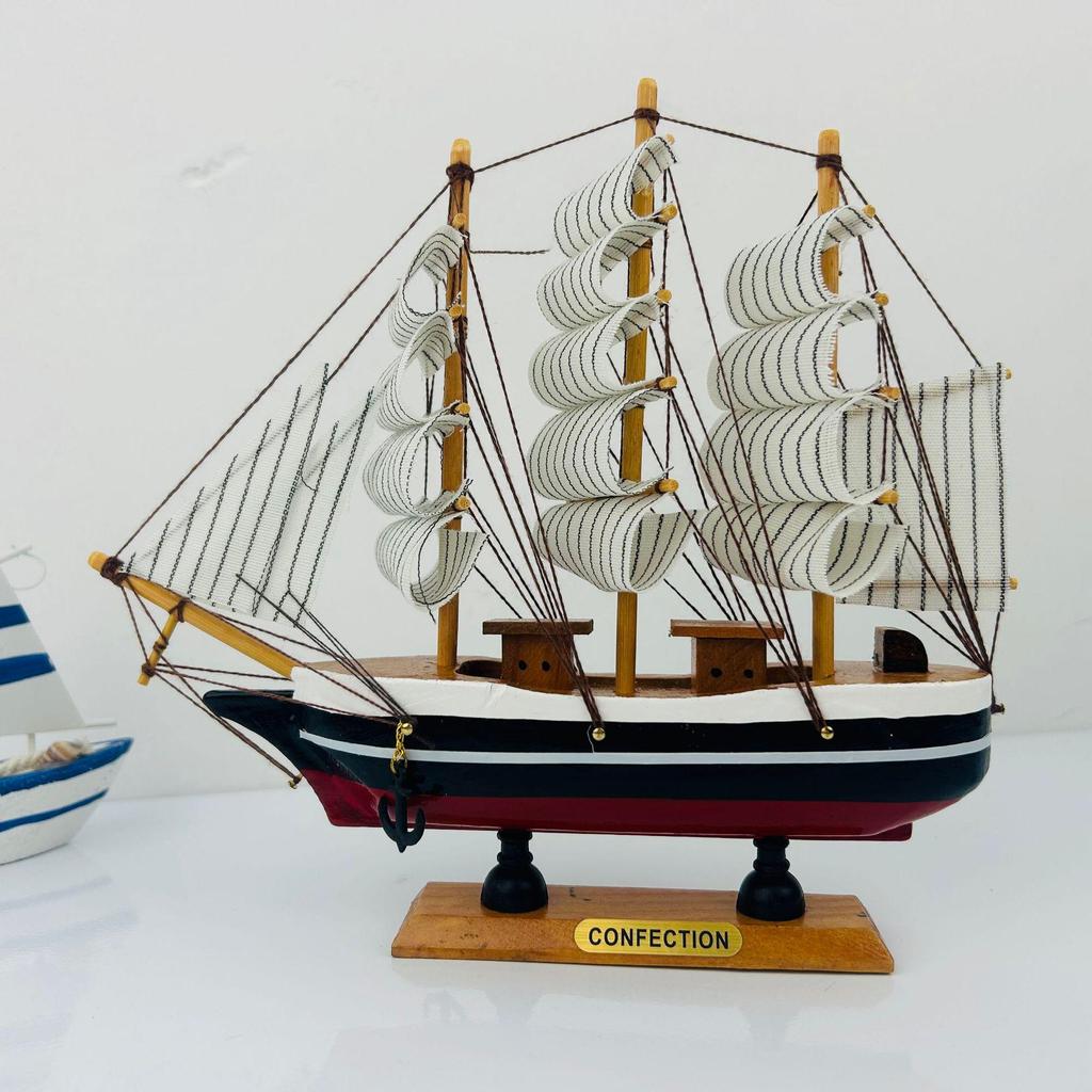 24cm Wooden Sailboat Model Mediterranean Decor