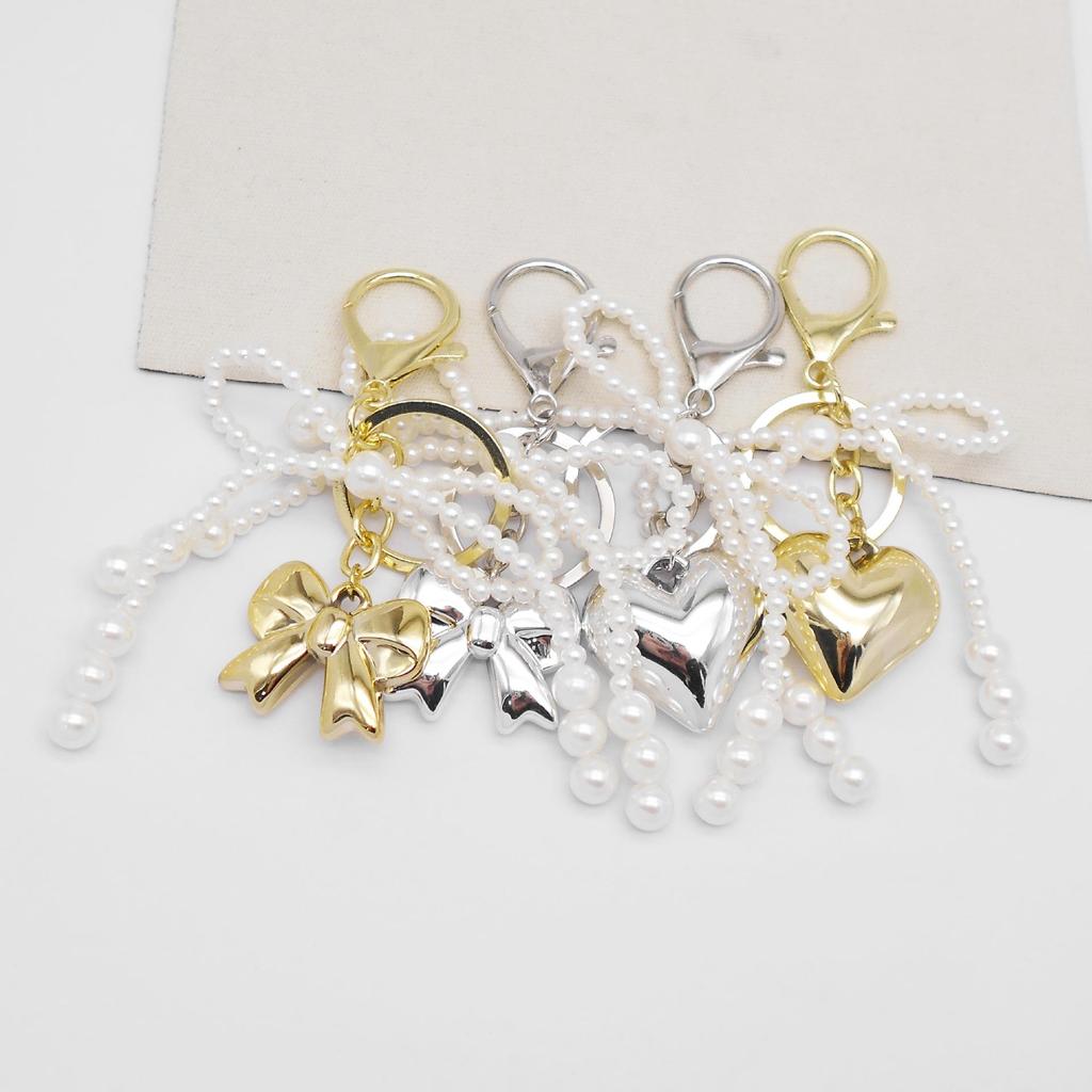 Pearl Bow Heart Keychain 3D Bag Charm Ornament In Gold/Silver