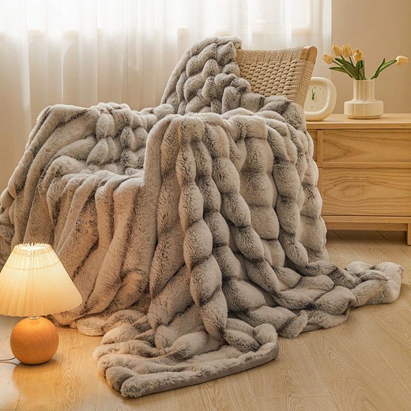New Thickened Warmth Solid Color Coral Fleece Bed Blanket Fluffy Soft Double-sided Throw Blanket Seasons Universal Sofa Blanket