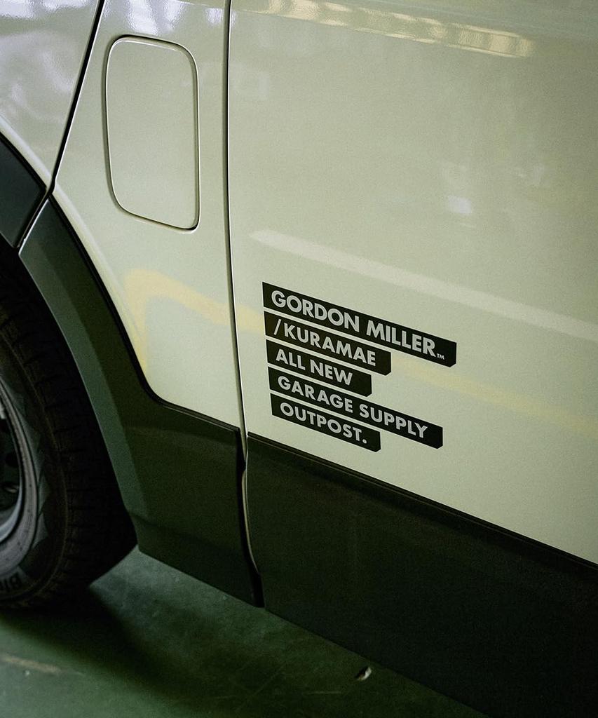 GORDON MILLER Cut Sticker KURAMAE BAR Black 1765507 245×176