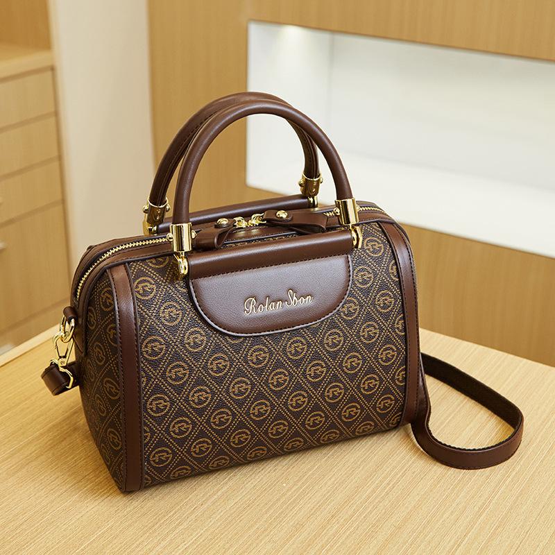 Women's Handbag Summer New European and American Large Capacity Pillow Bag Retro Boston One shoulder Crossbody Bag