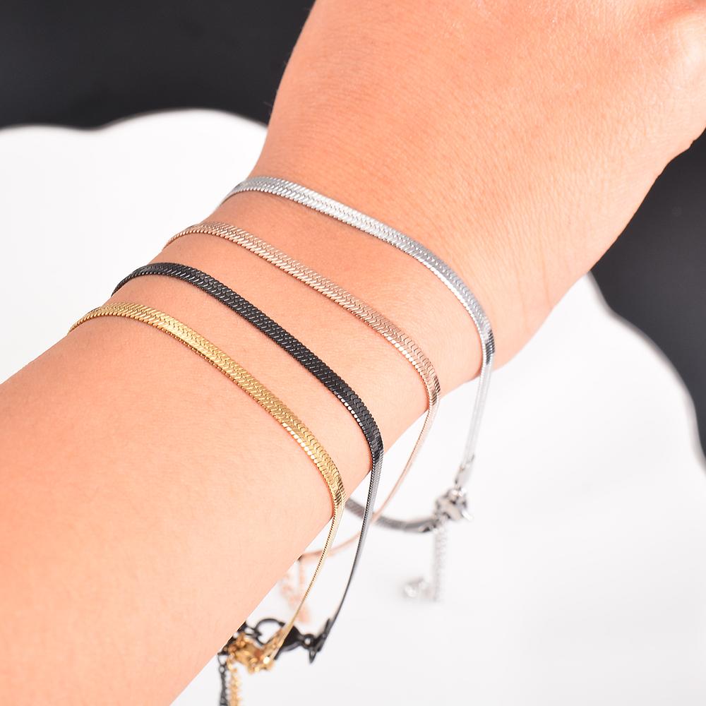 Bracciale a maglia piatta serpente in acciaio inossidabile larghezza 3 mm per donne ragazze catena a maglia spina di pesce regolabile 4 colori