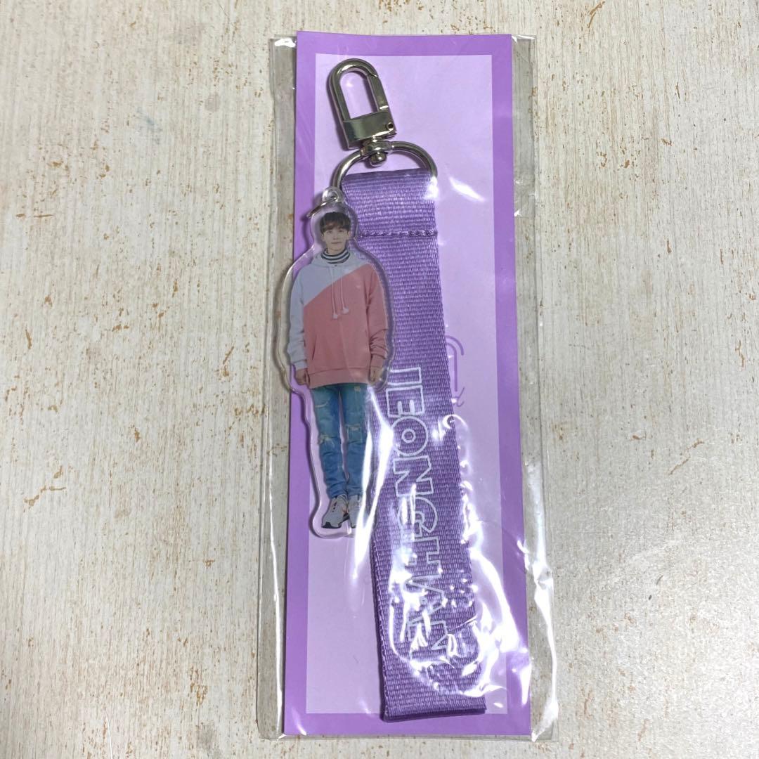 [USED] SEVENTEEN Jeonghan Karen 2020 Acrylic Strap