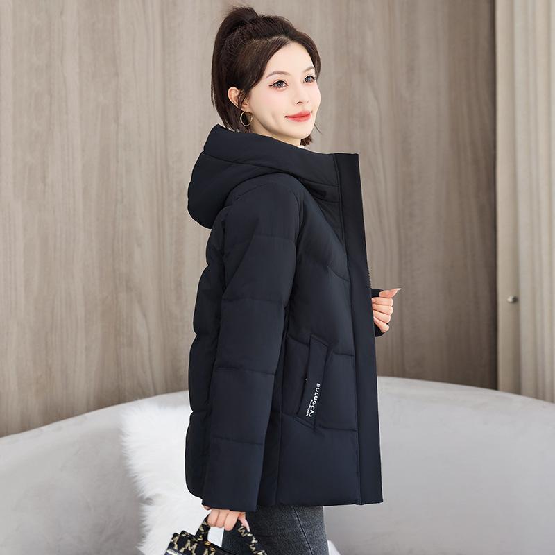 2024 winter new cotton-padded women's short high-end thin and versatile warm large-size women's cotton-padded jacket trendy