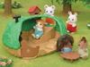 Sylvanian Families Rodzinna Podróż Zestaw Zabawowy Tajemniczy Dom ST Mark Wiek Epoka Sylvanian [Uroczy Zestaw] (Certyfikat CO65, 3+, Zabawka, Domek dla lalek, Rodziny, Sp. z o.o.)