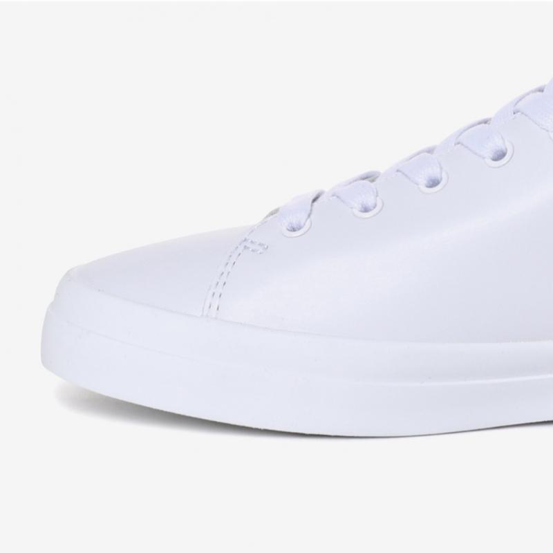 Fred Perry Women S SneakerS Roti Leather Sfpf2315357 574