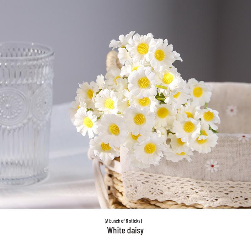 Nordic Dining Table Small Daisy Chamomile Silk Flower Bouquet for Home Decor