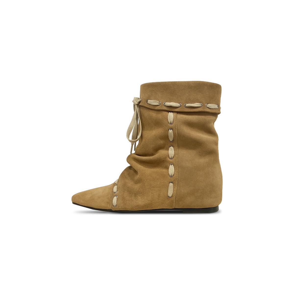 

Folded pointed short boots women s flat bottom straps 2025 summer and autumn new retro niche Maillard western cowboy boots 40